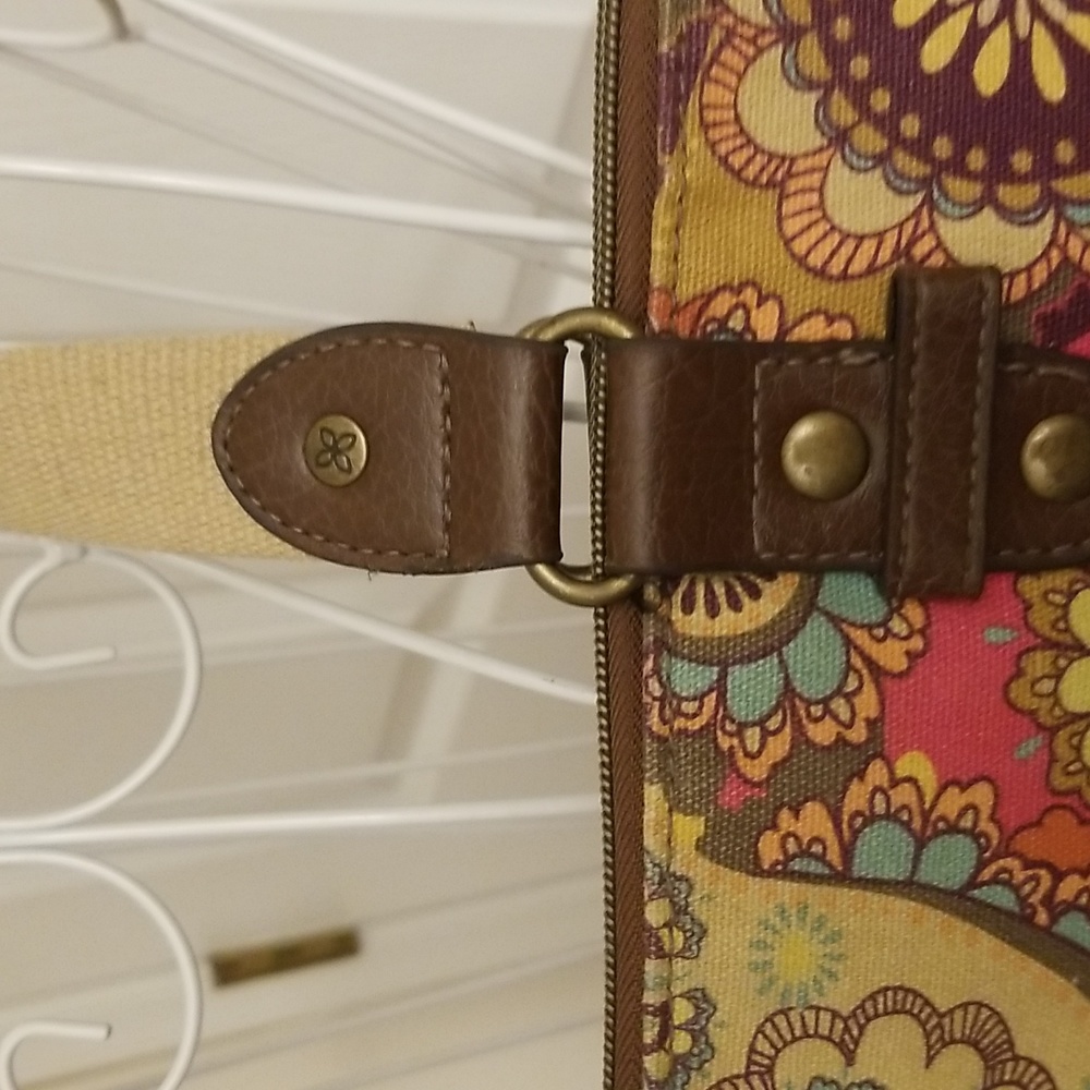 Relic bag with floral design - Picture 4 of 12